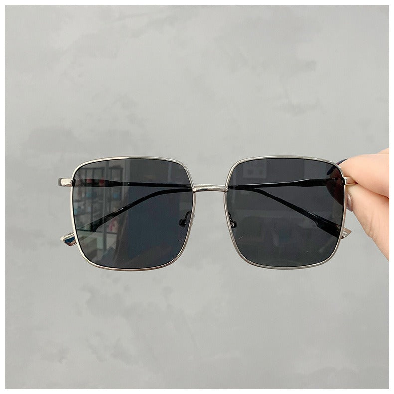 Fashionable sunglasses men's UV resistant large box sunglasses
